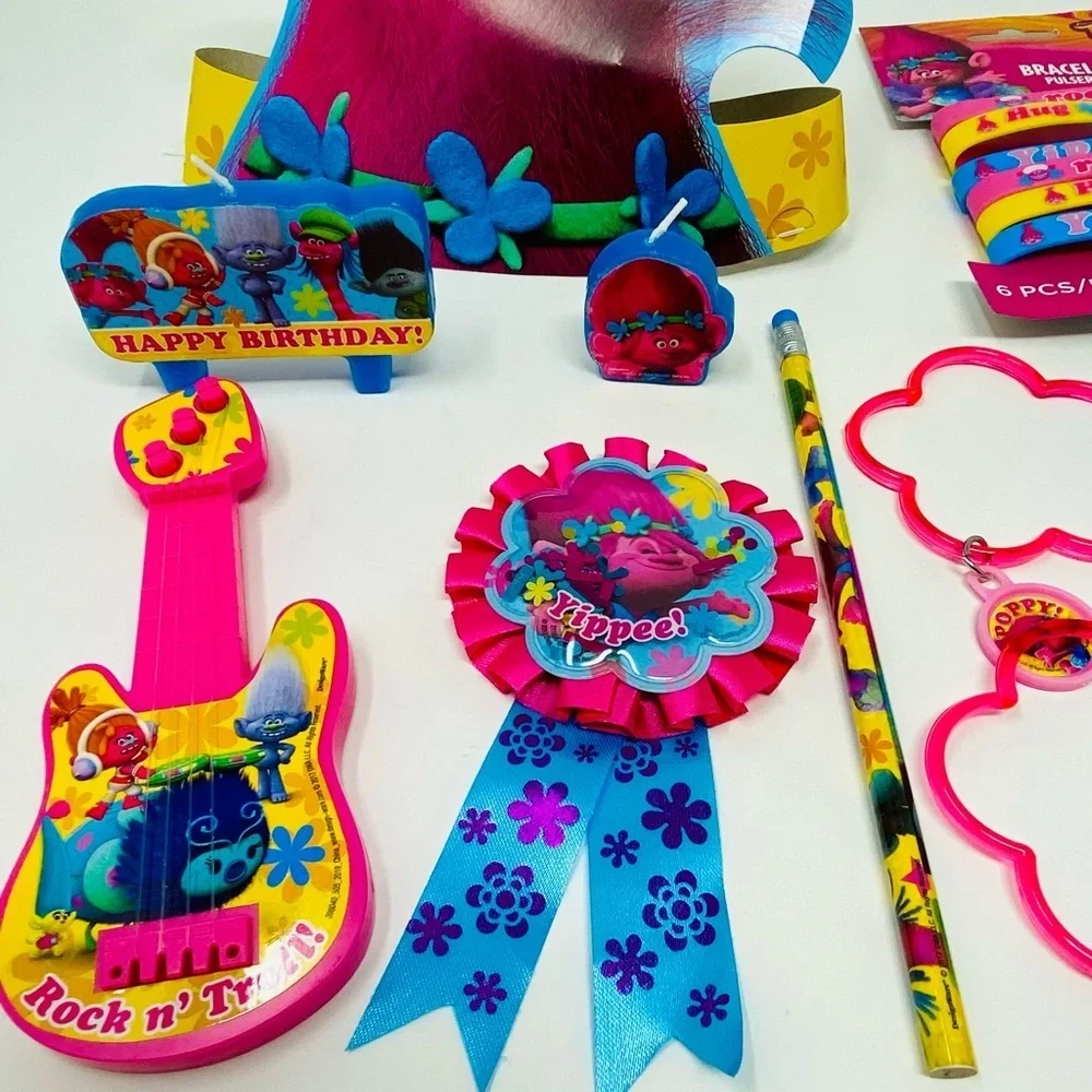 Colorful Trolls Party Favor Set